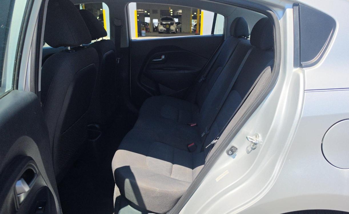 Kia Rio LX 2015