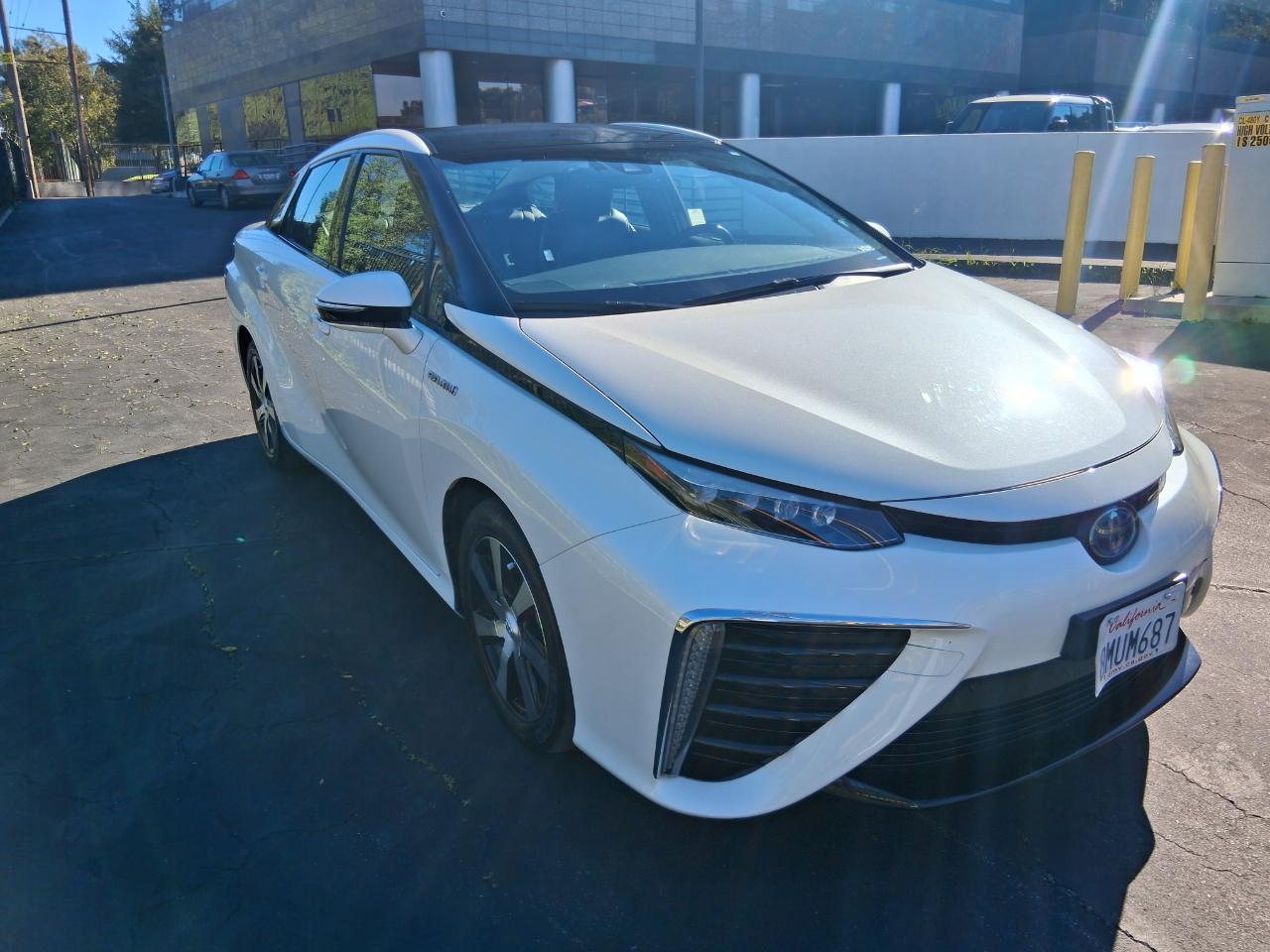 Toyota Mirai Sedan 2018