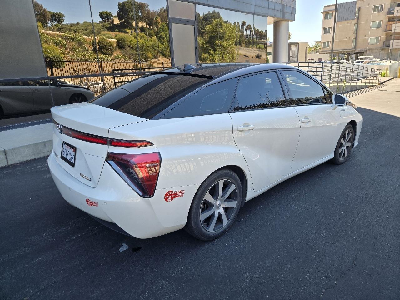 Toyota Mirai Sedan 2018