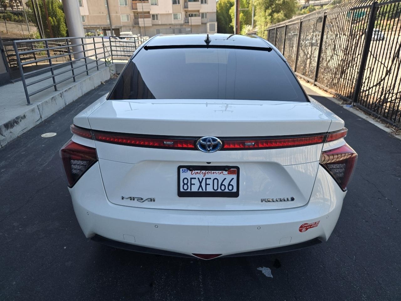 Toyota Mirai Sedan 2018