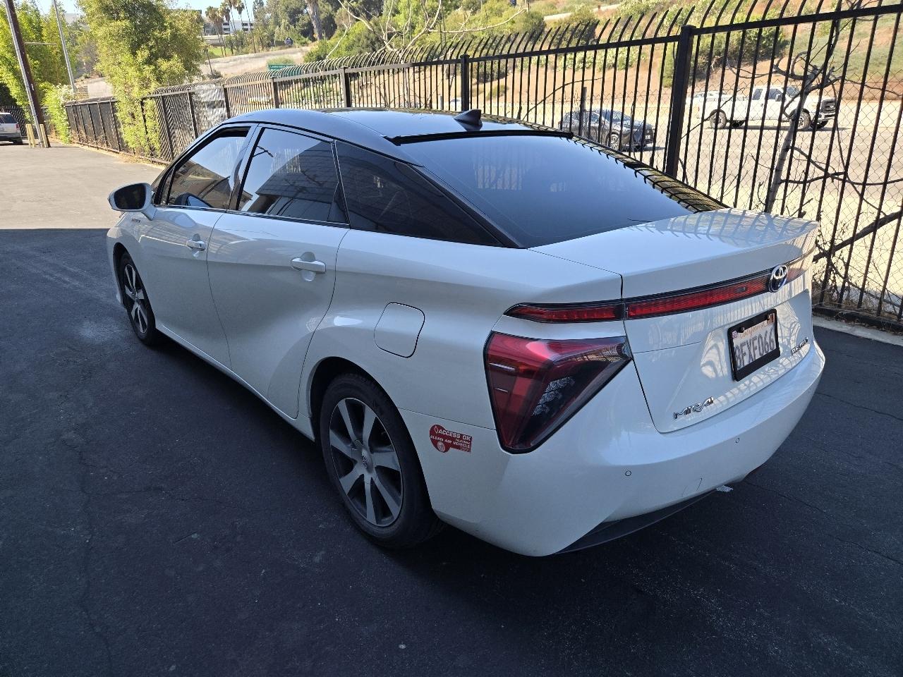 Toyota Mirai Sedan 2018