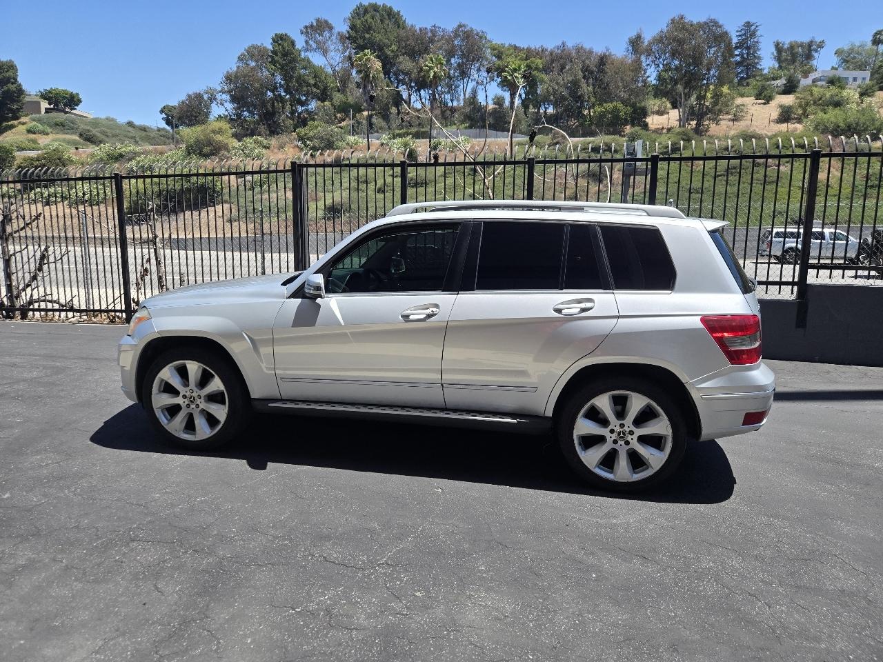 Mercedes-Benz GLK-Class GLK350 2010