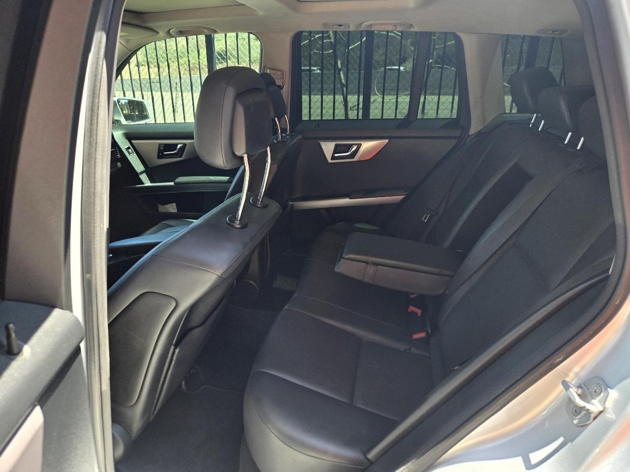 Mercedes-Benz GLK-Class GLK350 2010