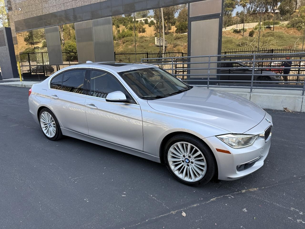 BMW 3-Series 335i Sedan 2013