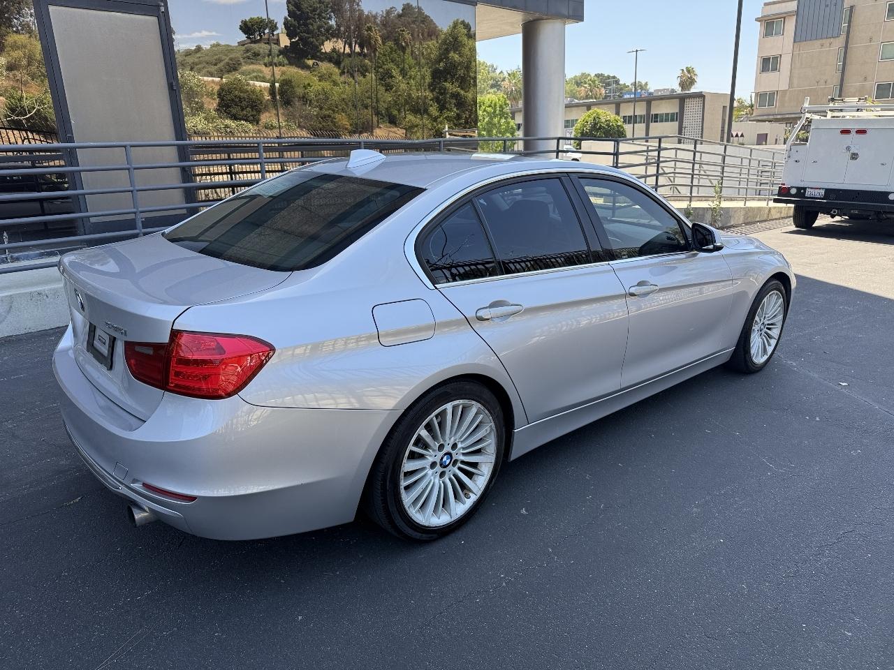 BMW 3-Series 335i Sedan 2013