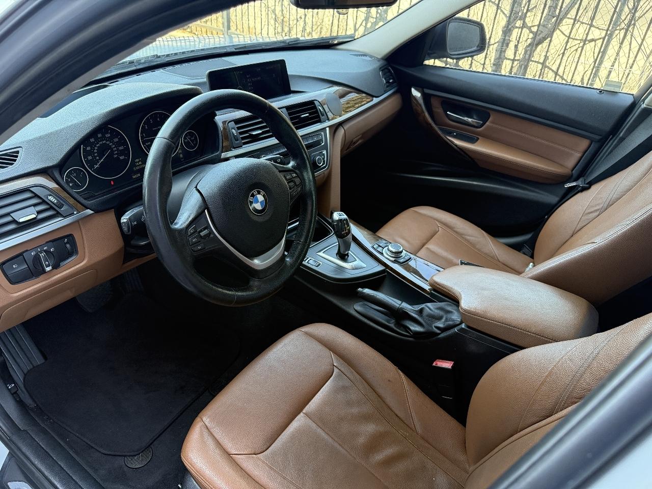 BMW 3-Series 335i Sedan 2013