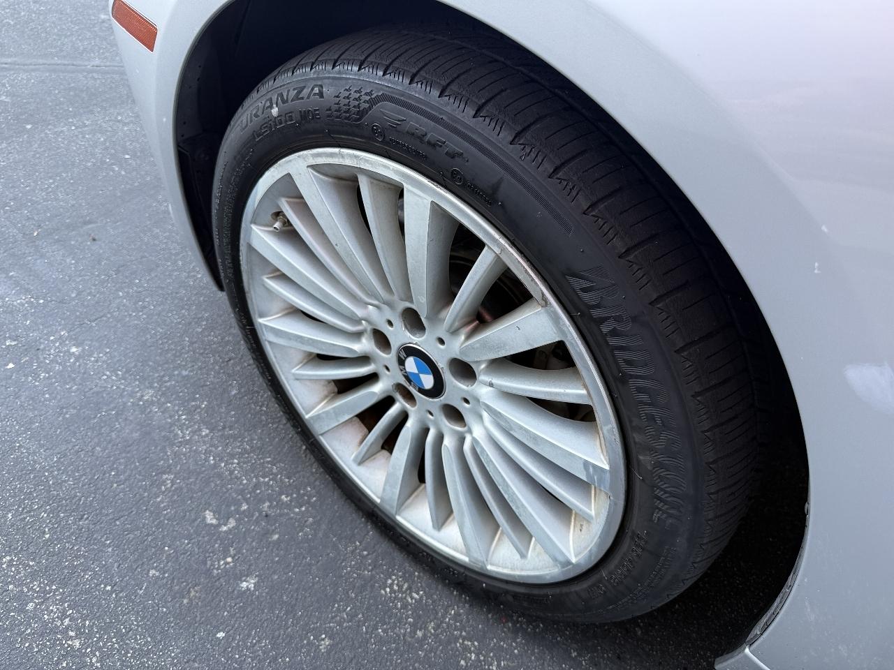 BMW 3-Series 335i Sedan 2013