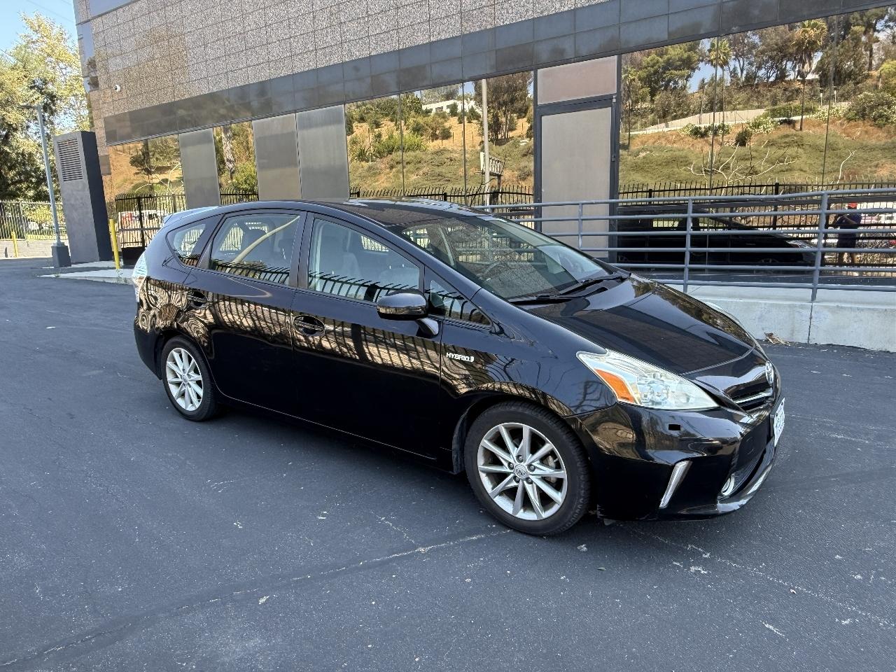 Toyota Prius V Three 2013