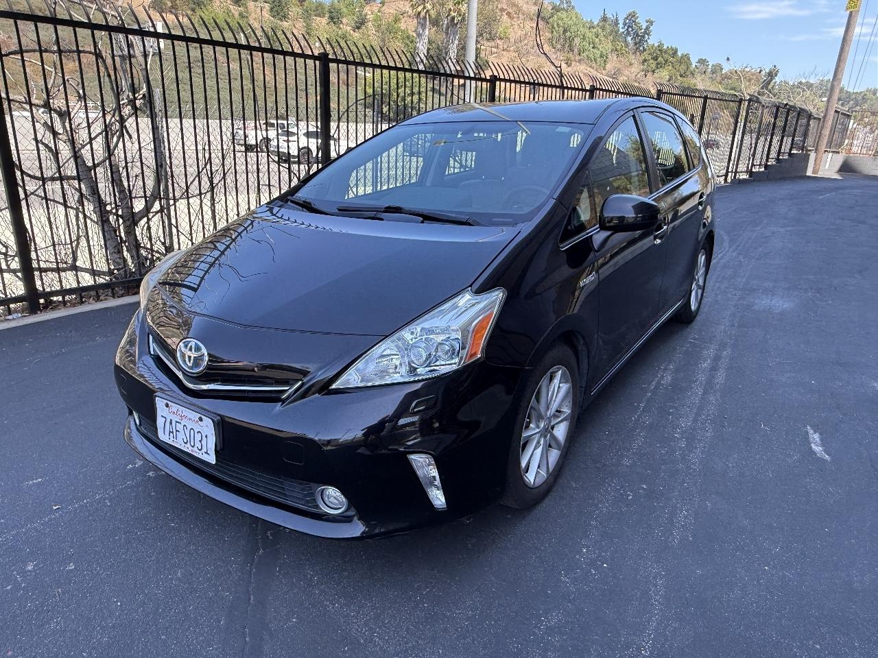 Toyota Prius V Three 2013