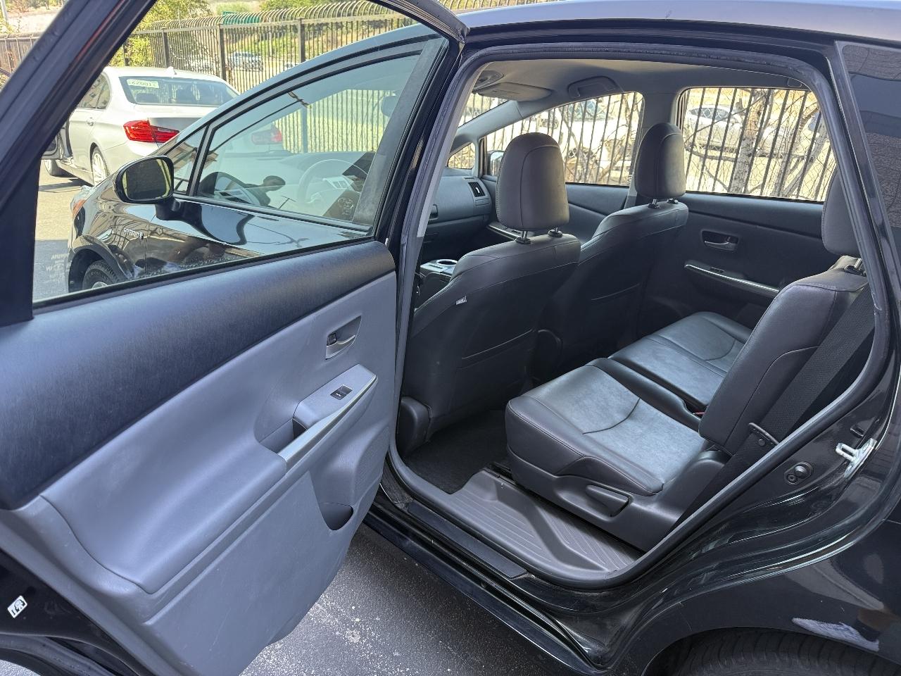 Toyota Prius V Three 2013