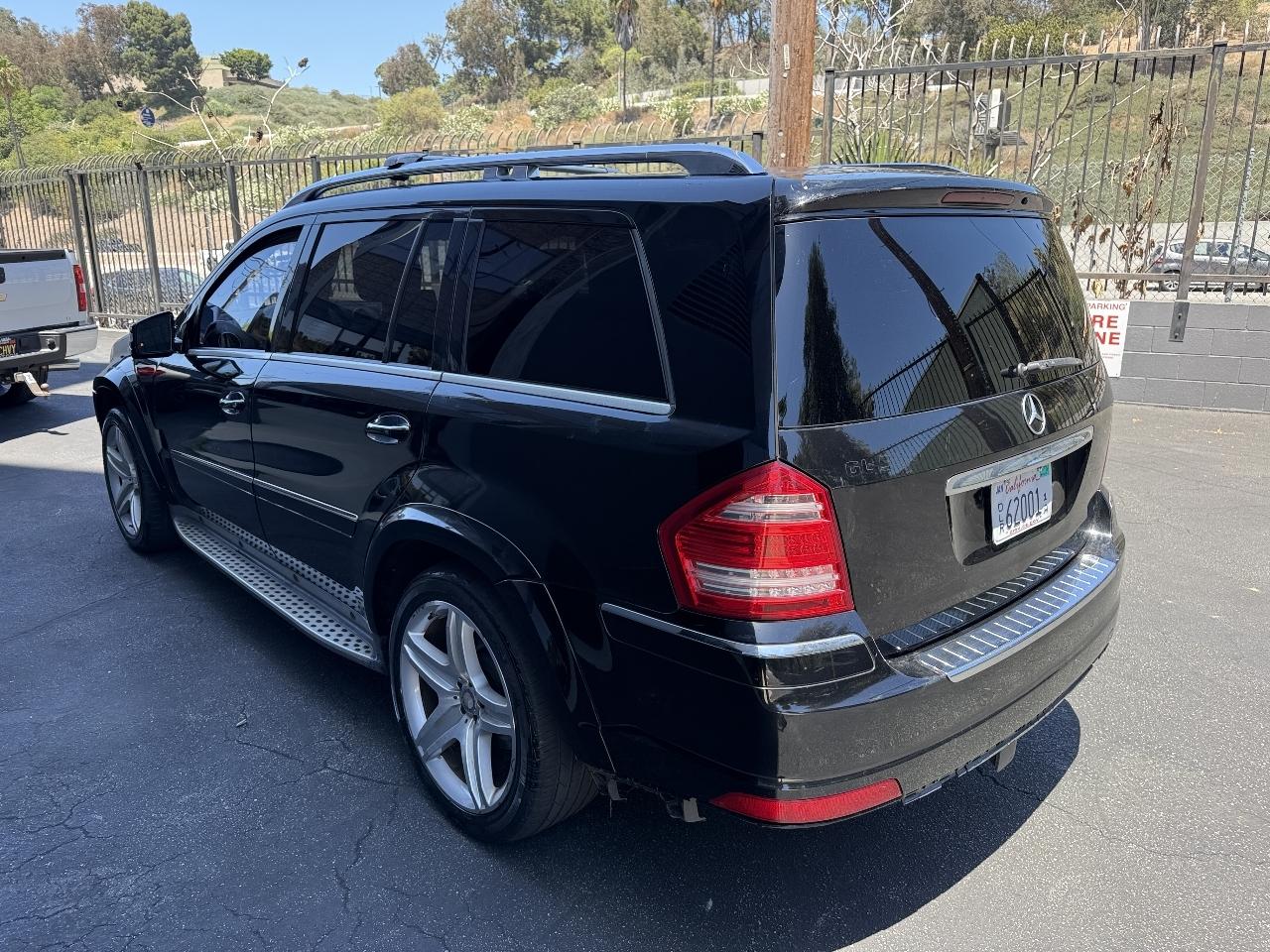 Mercedes-Benz GL-Class GL550 4MATIC 2012