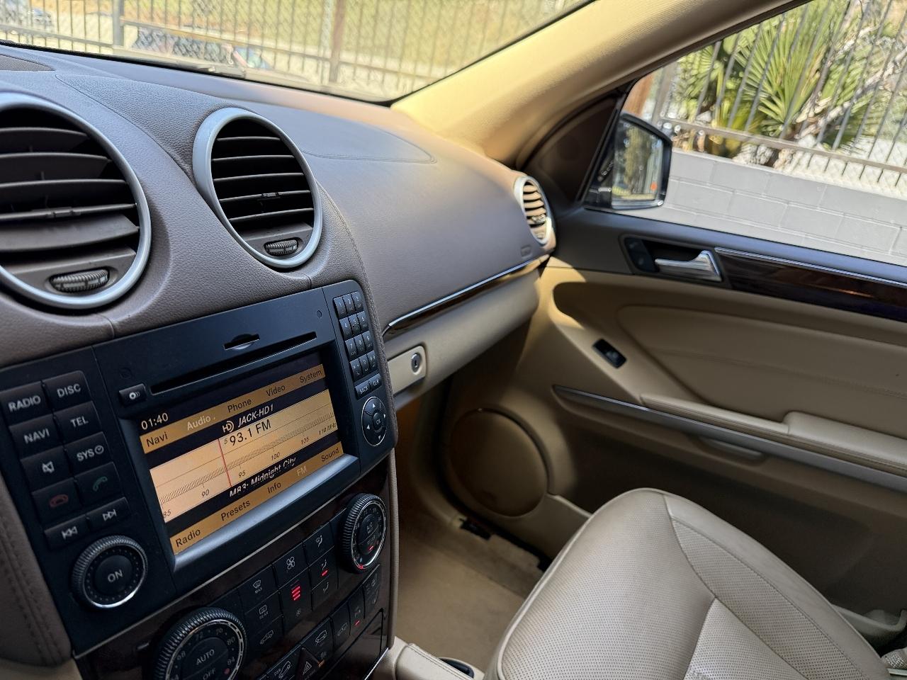 Mercedes-Benz GL-Class GL550 4MATIC 2012