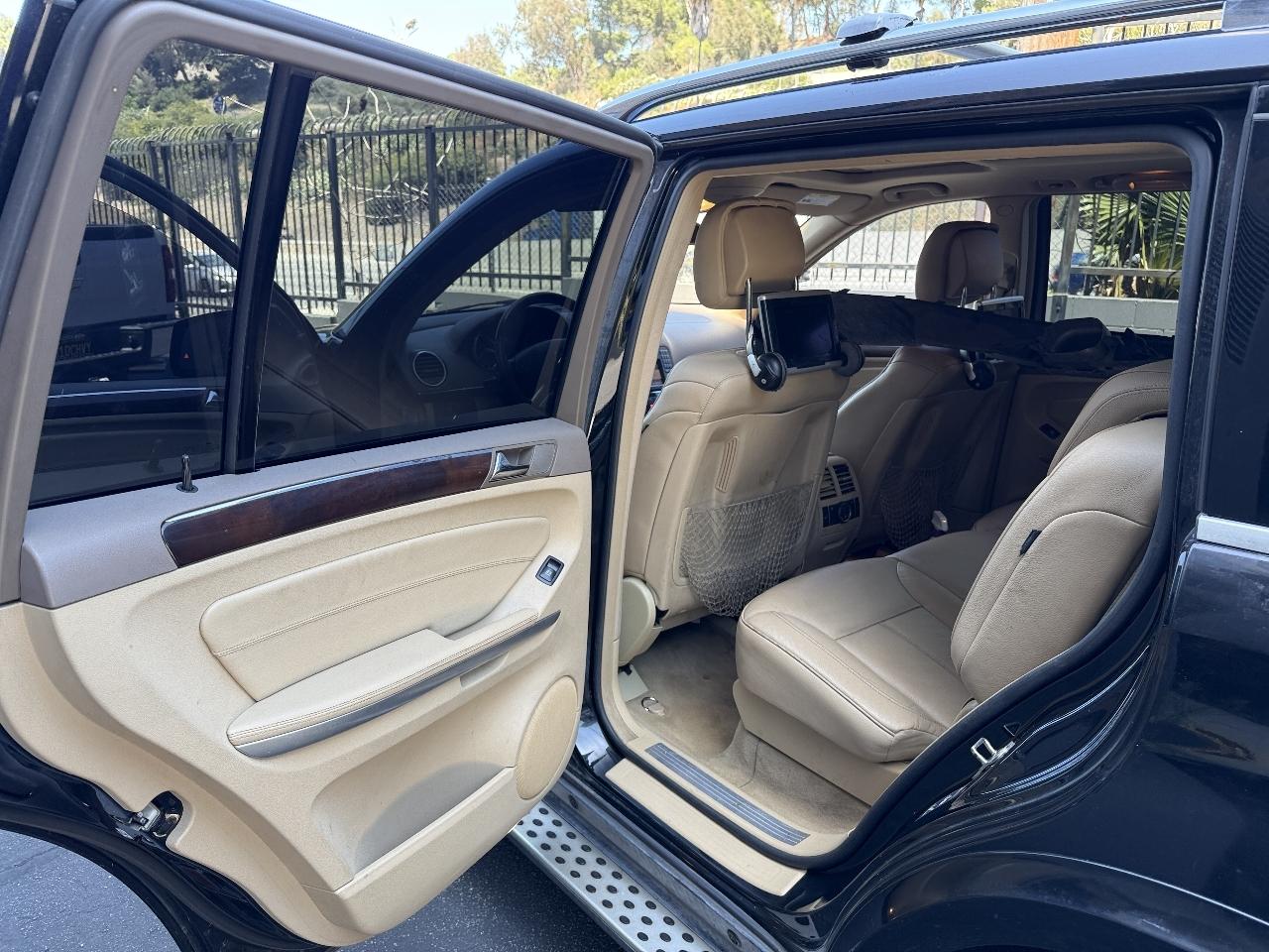 Mercedes-Benz GL-Class GL550 4MATIC 2012