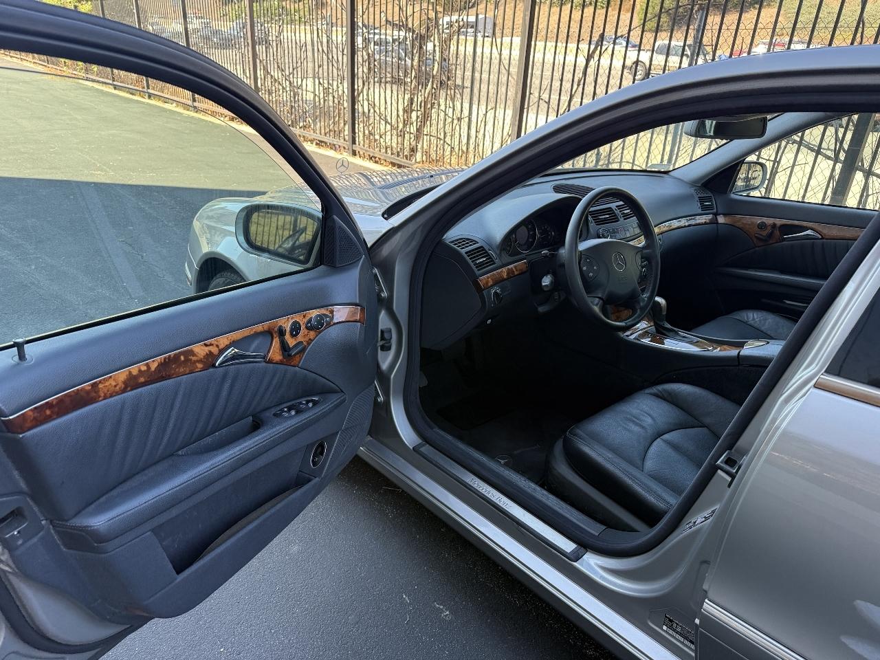 Mercedes-Benz E-Class E320 2003