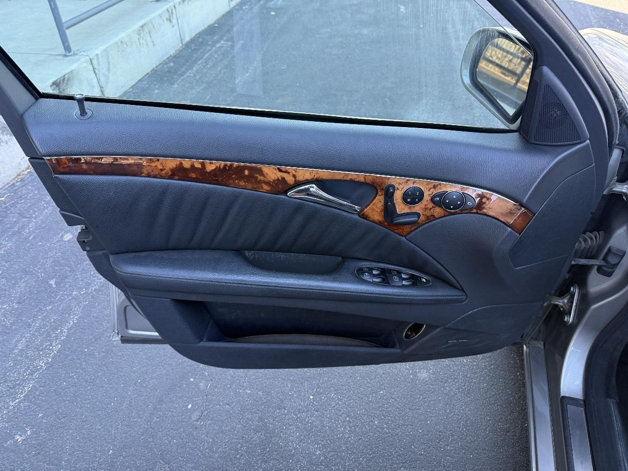 Mercedes-Benz E-Class E320 2003