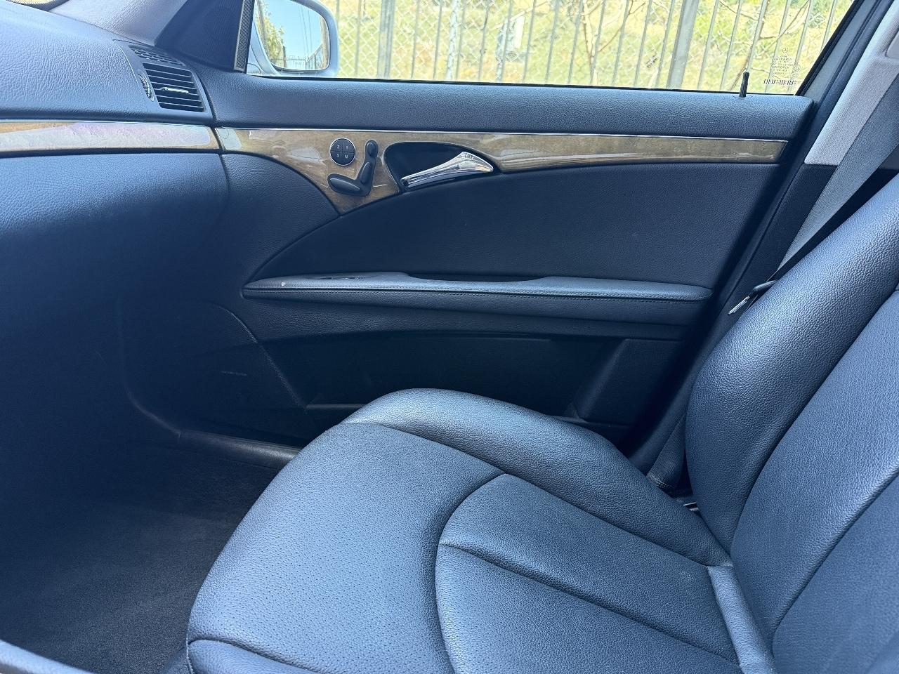 Mercedes-Benz E-Class E350 Luxury 2008