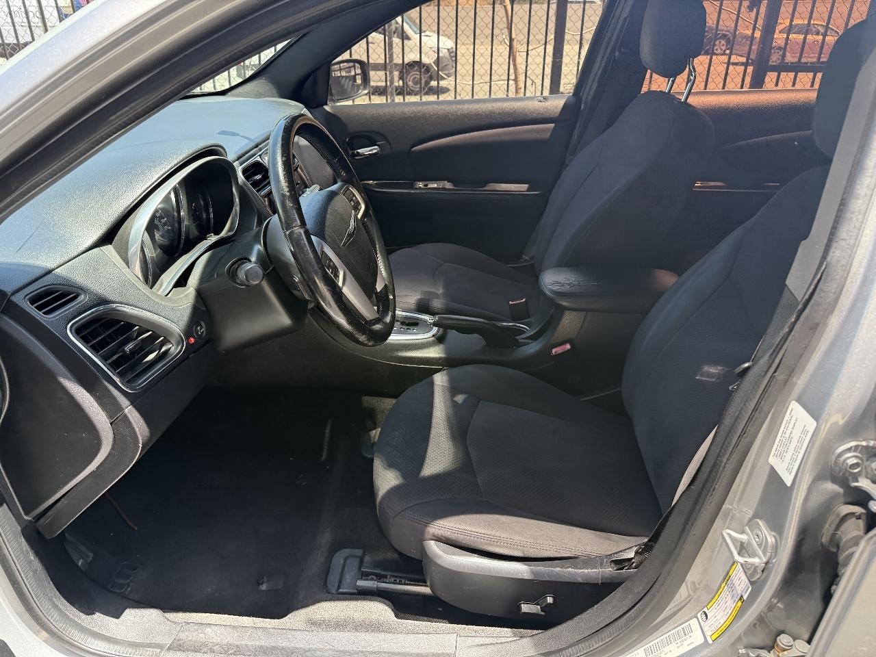 Chrysler 200 Touring 2014