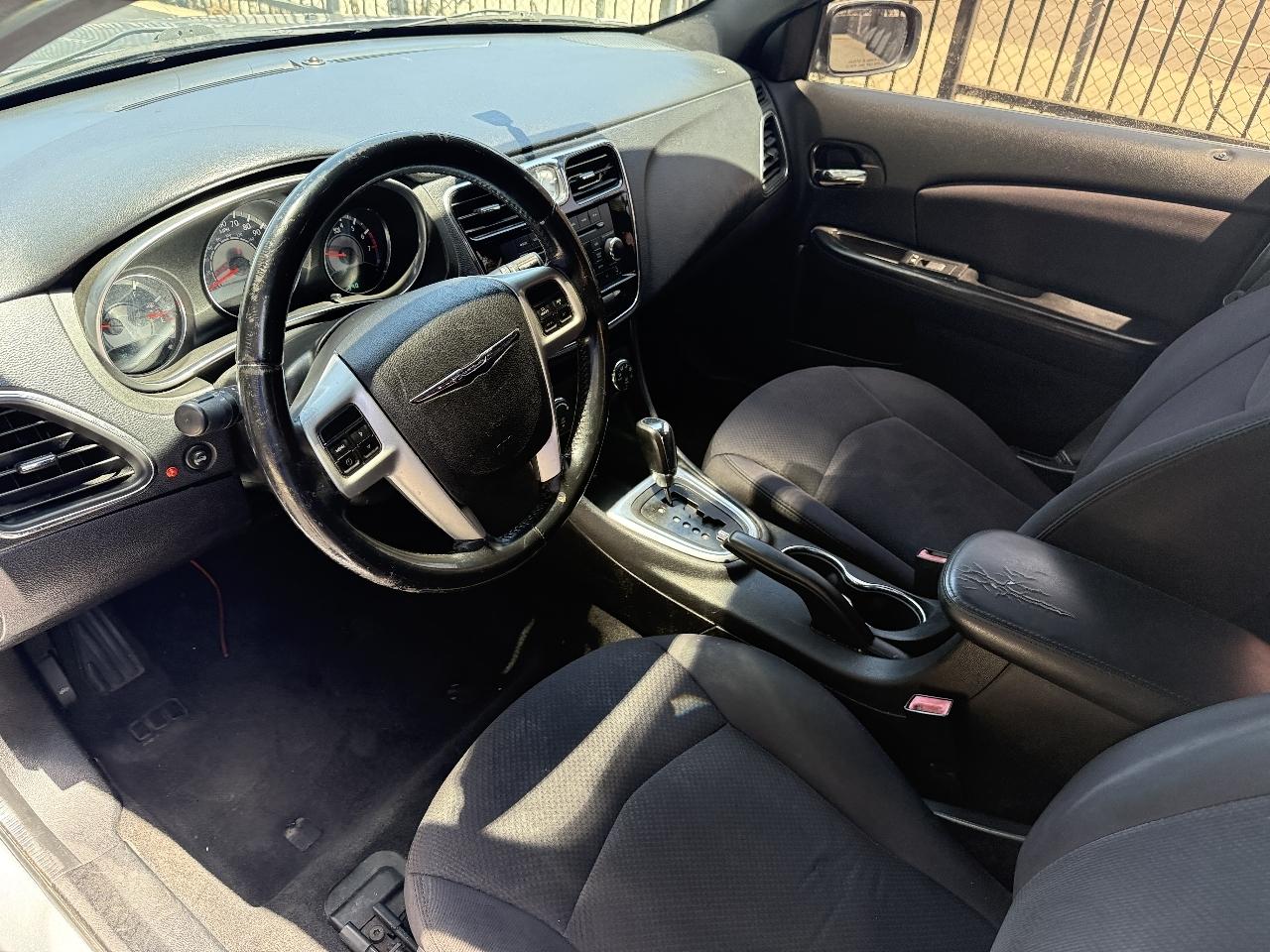 Chrysler 200 Touring 2014