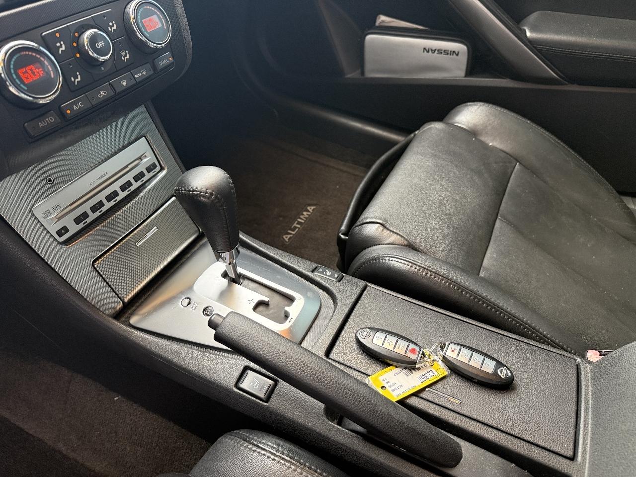 Nissan Altima 3.5 SE Coupe 2008