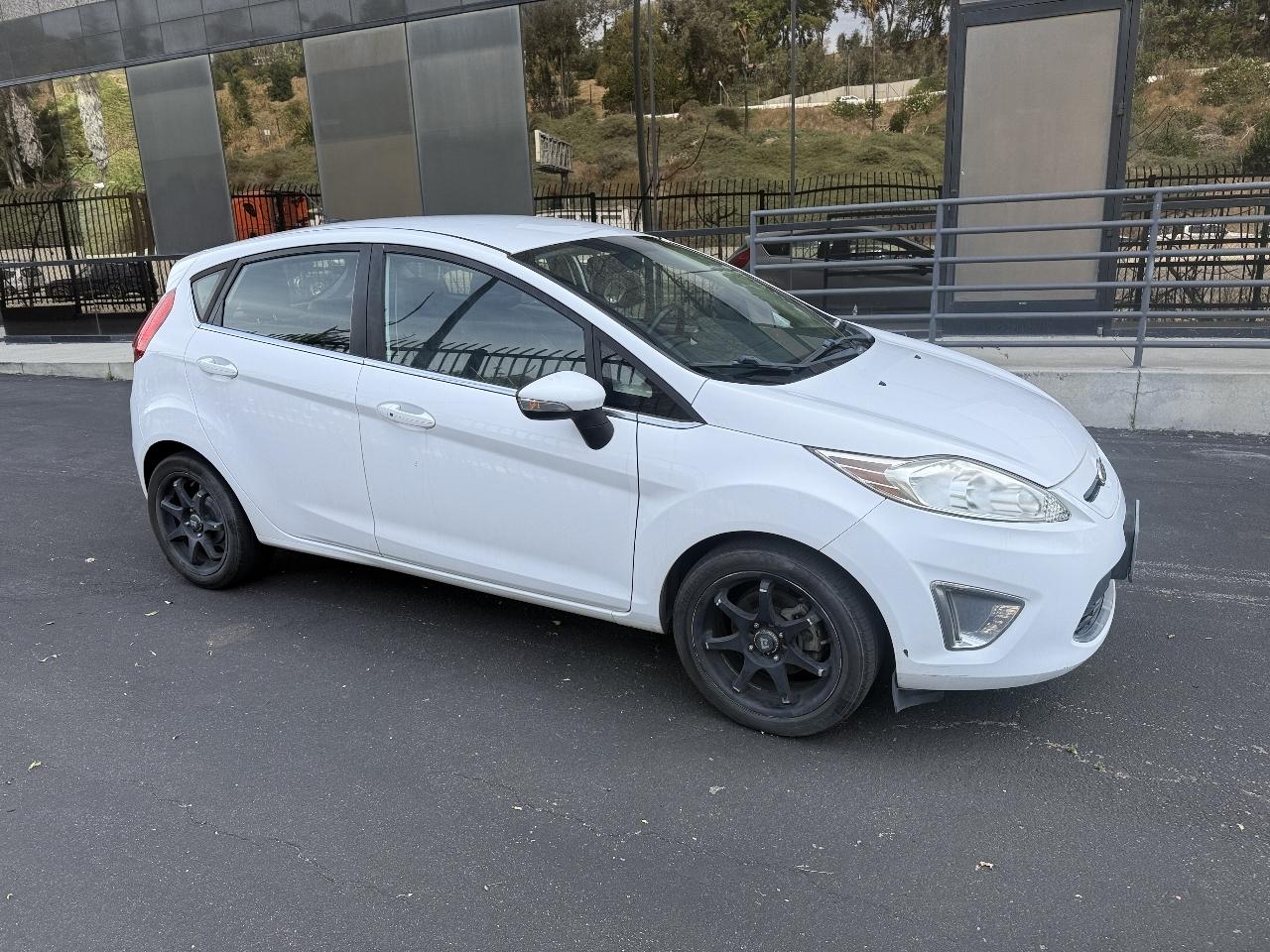 Ford Fiesta Titanium Hatchback 2013