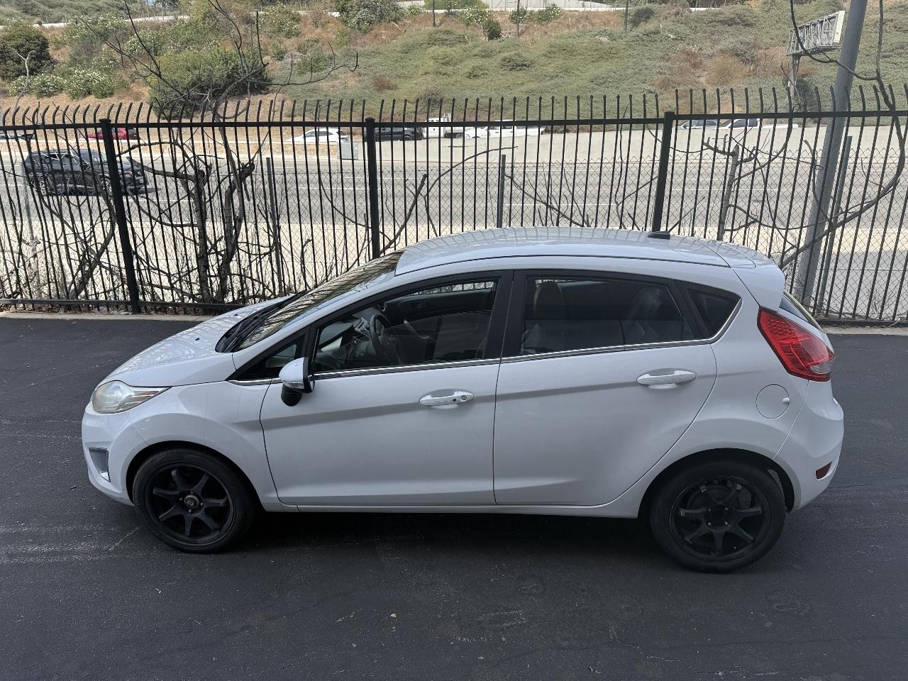 Ford Fiesta Titanium Hatchback 2013