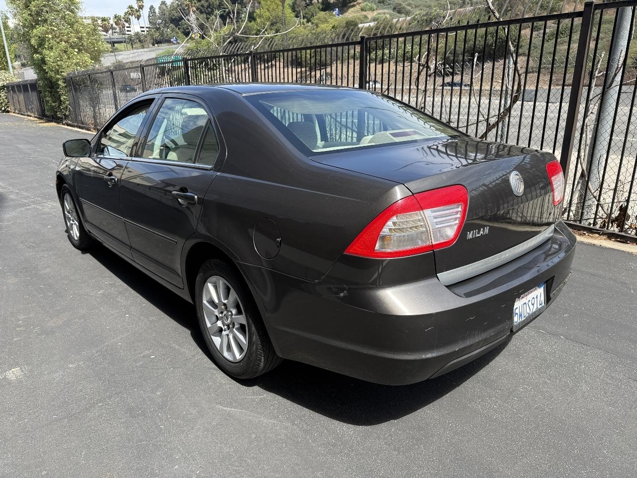 Mercury Milan Base 2006