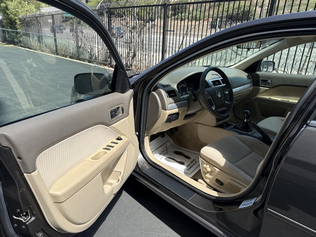 Mercury Milan Base 2006