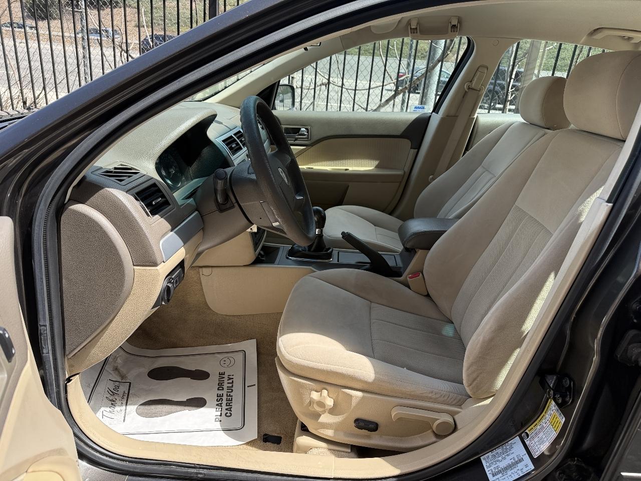 Mercury Milan Base 2006