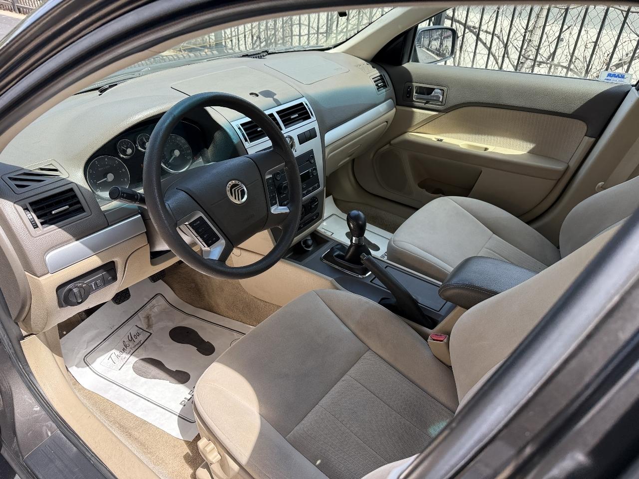 Mercury Milan Base 2006