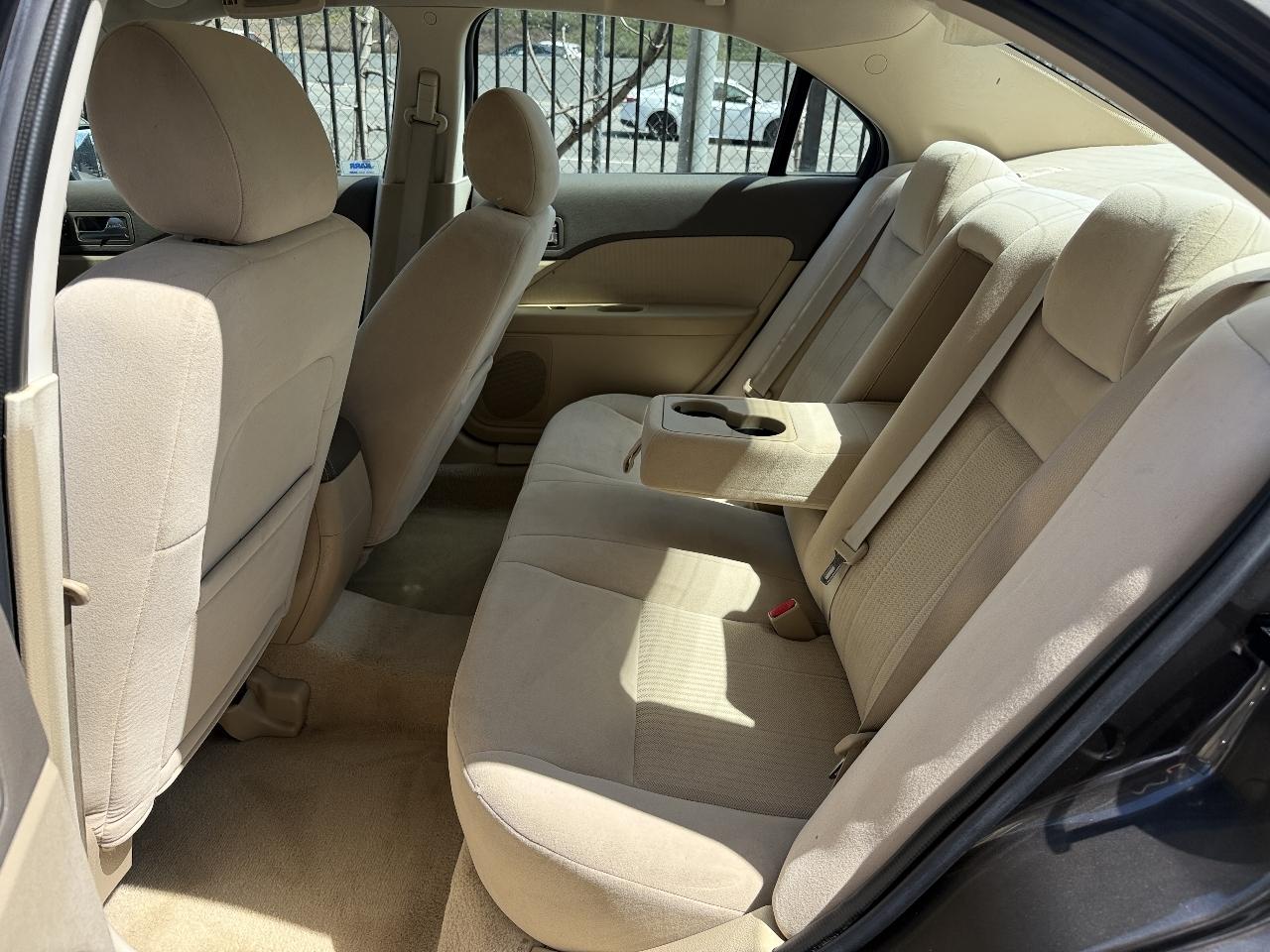 Mercury Milan Base 2006