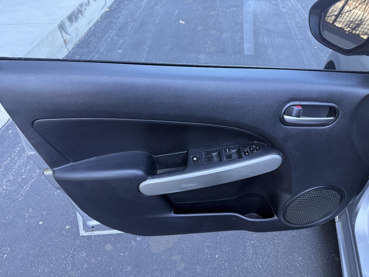 Mazda MAZDA2 Sport 2013