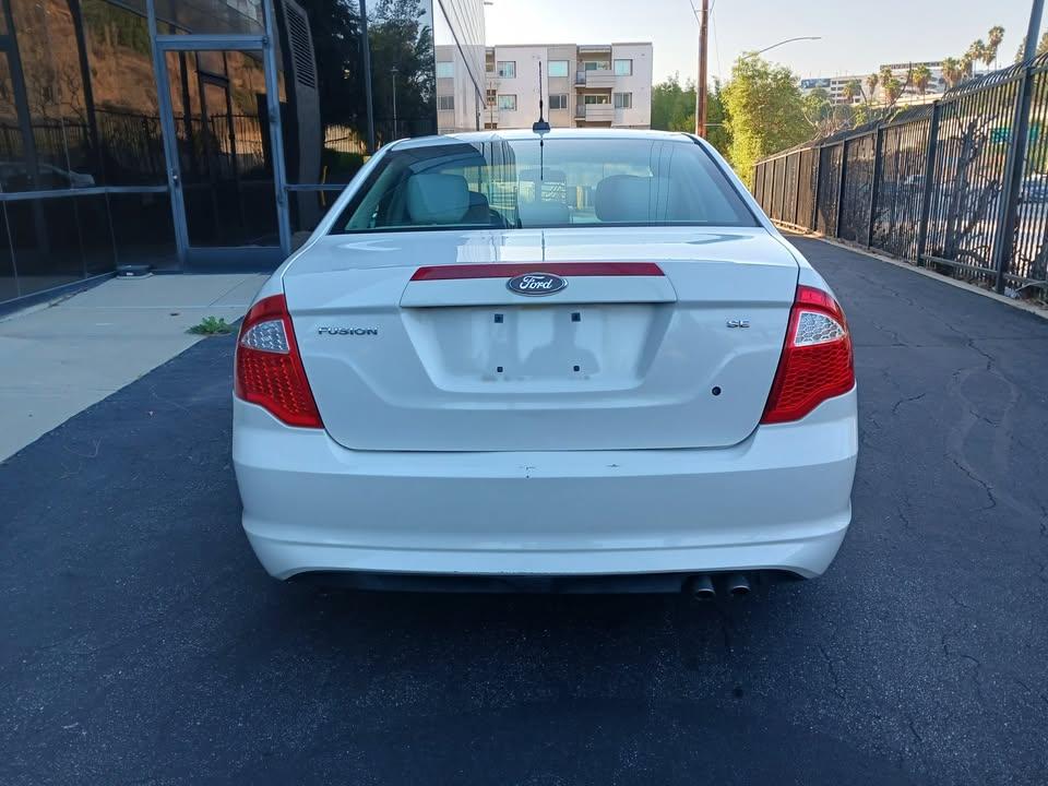 Ford Fusion I4 SE 2011