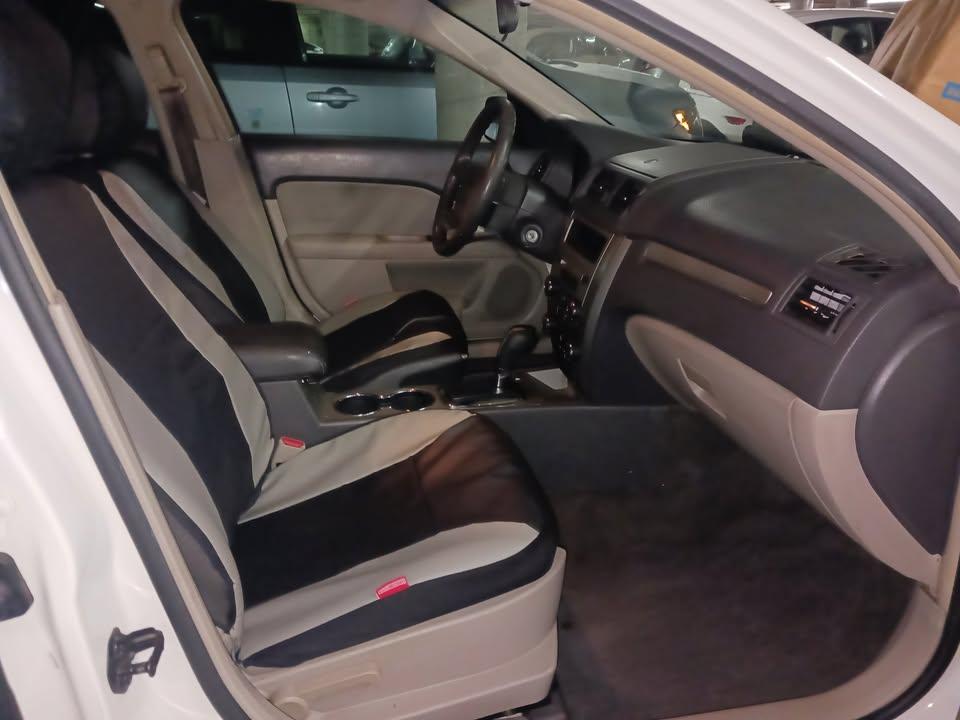 Ford Fusion I4 SE 2011
