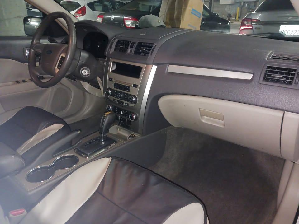 Ford Fusion I4 SE 2011