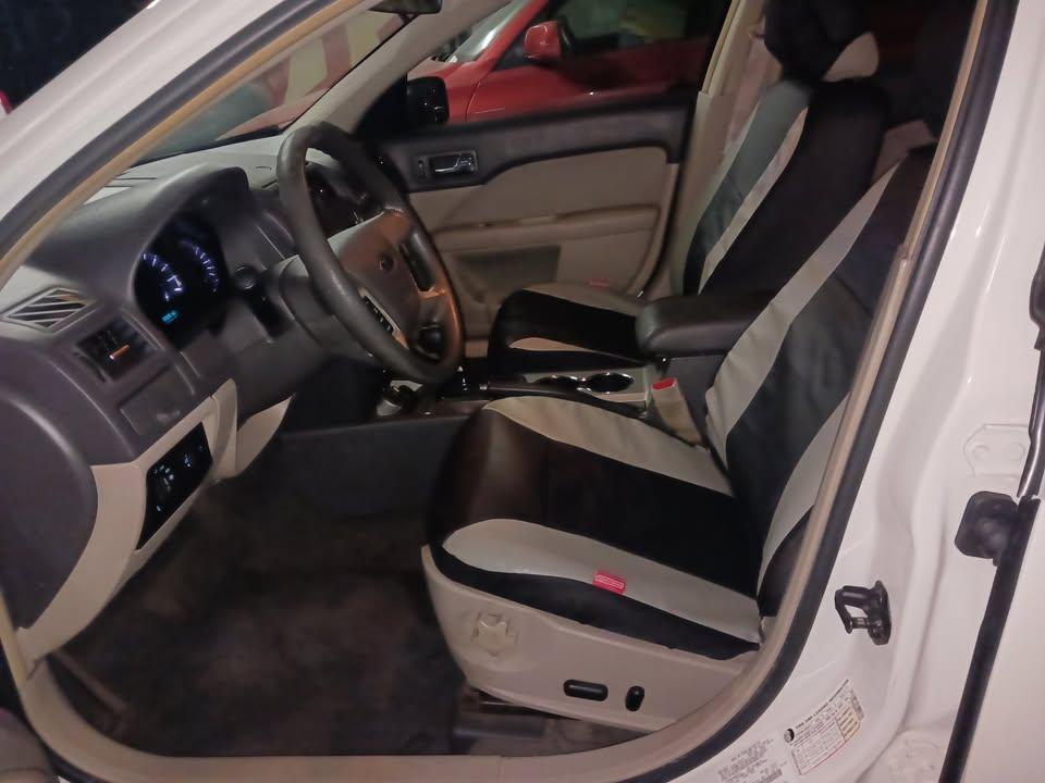 Ford Fusion I4 SE 2011