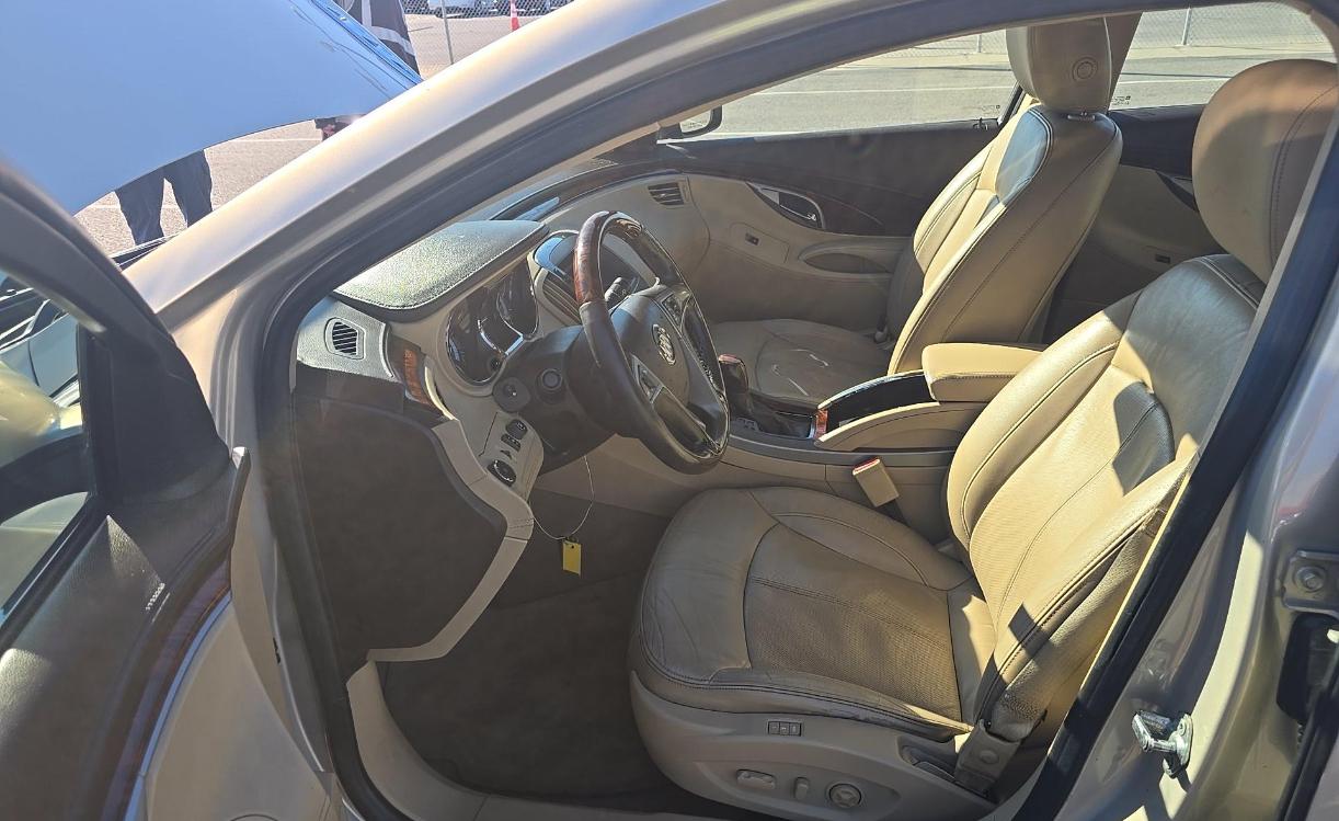 Buick LaCrosse Premium Package 2, w/Leather 2012
