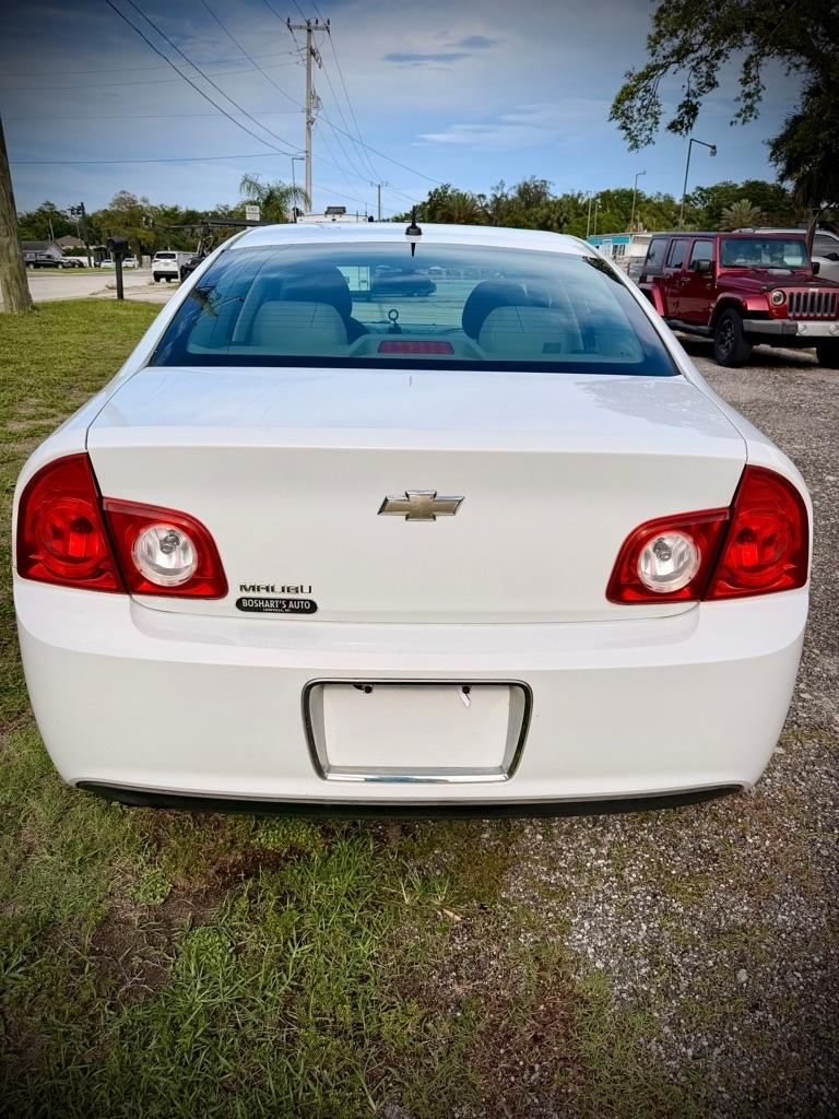 Chevrolet Malibu  2010