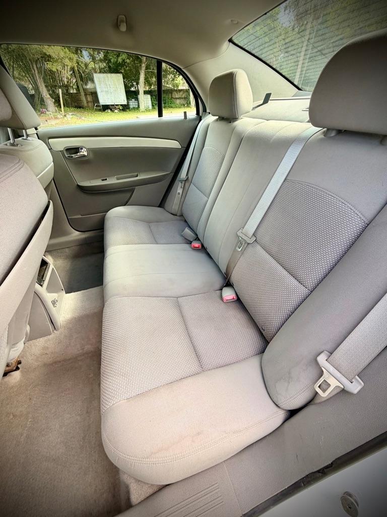 Chevrolet Malibu  2010