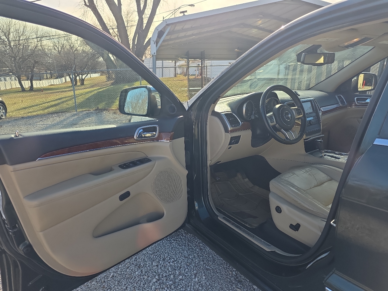 Jeep Grand Cherokee  2011