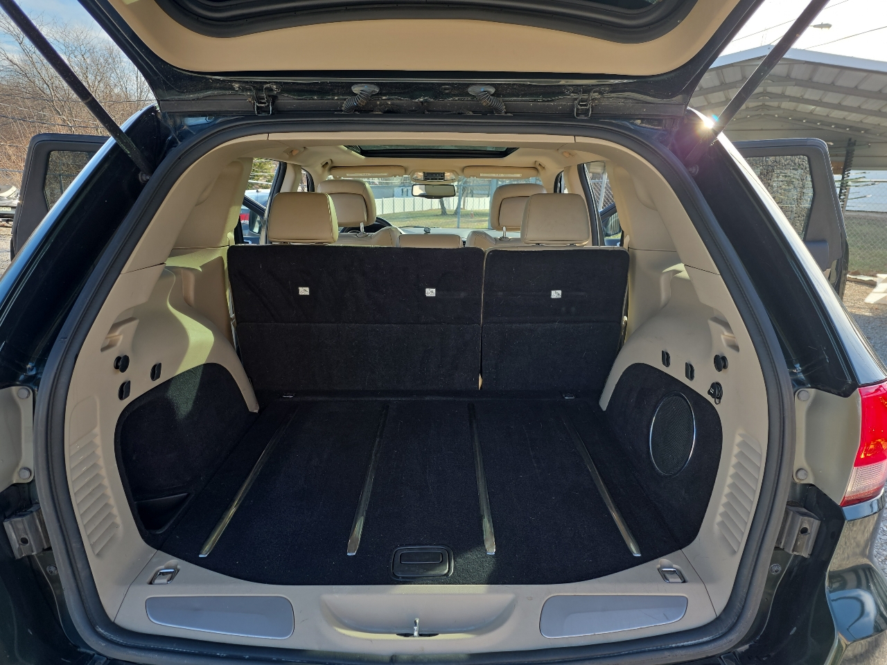 Jeep Grand Cherokee  2011