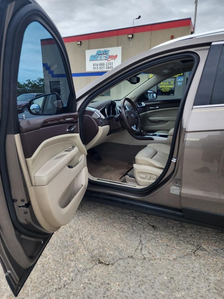 Cadillac SRX  2011
