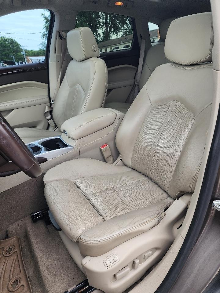 Cadillac SRX  2011
