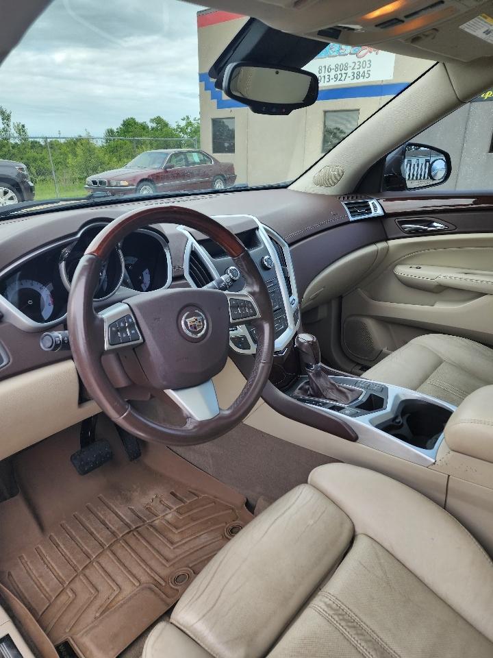 Cadillac SRX  2011