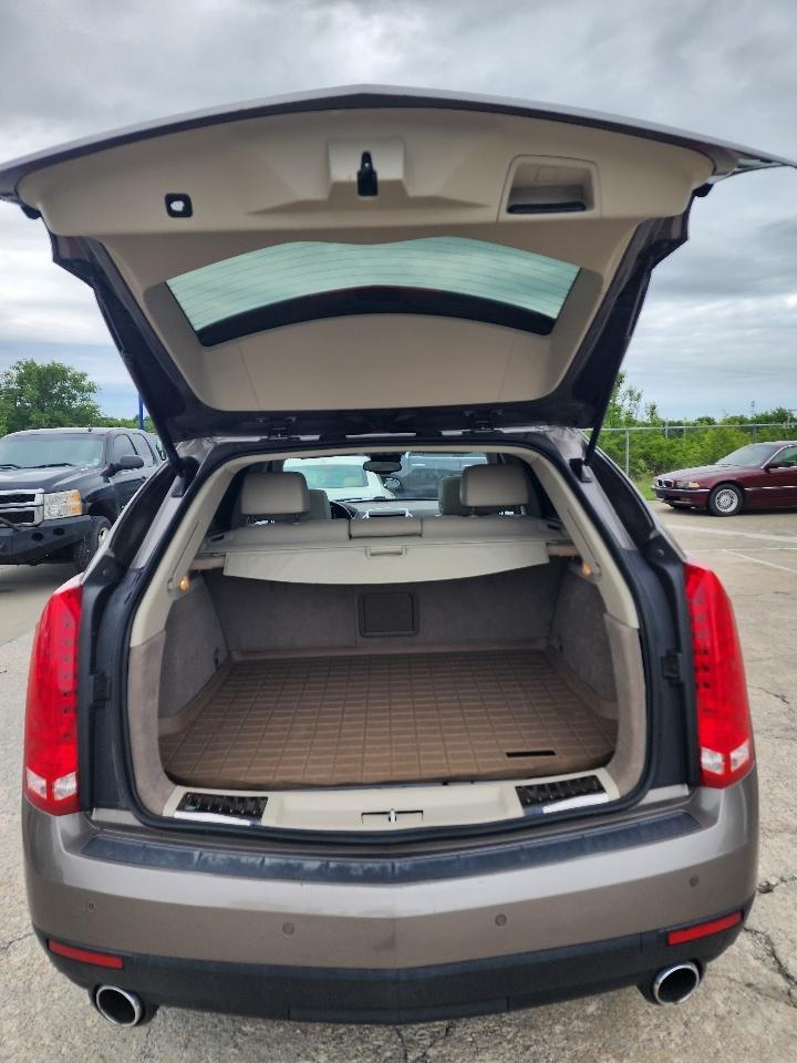 Cadillac SRX  2011