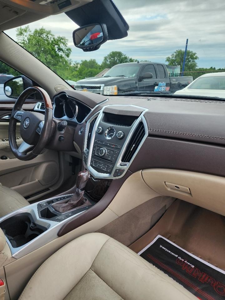 Cadillac SRX  2011