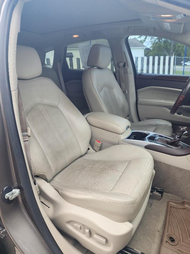 Cadillac SRX  2011