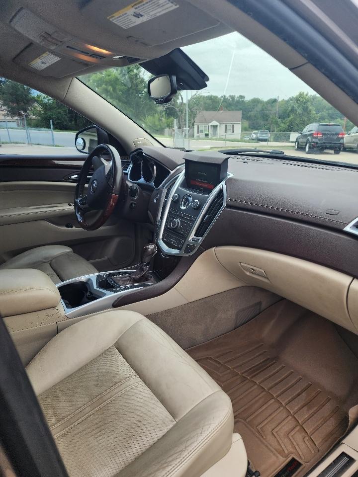 Cadillac SRX  2011