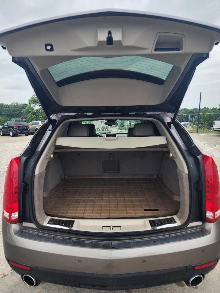Cadillac SRX  2011
