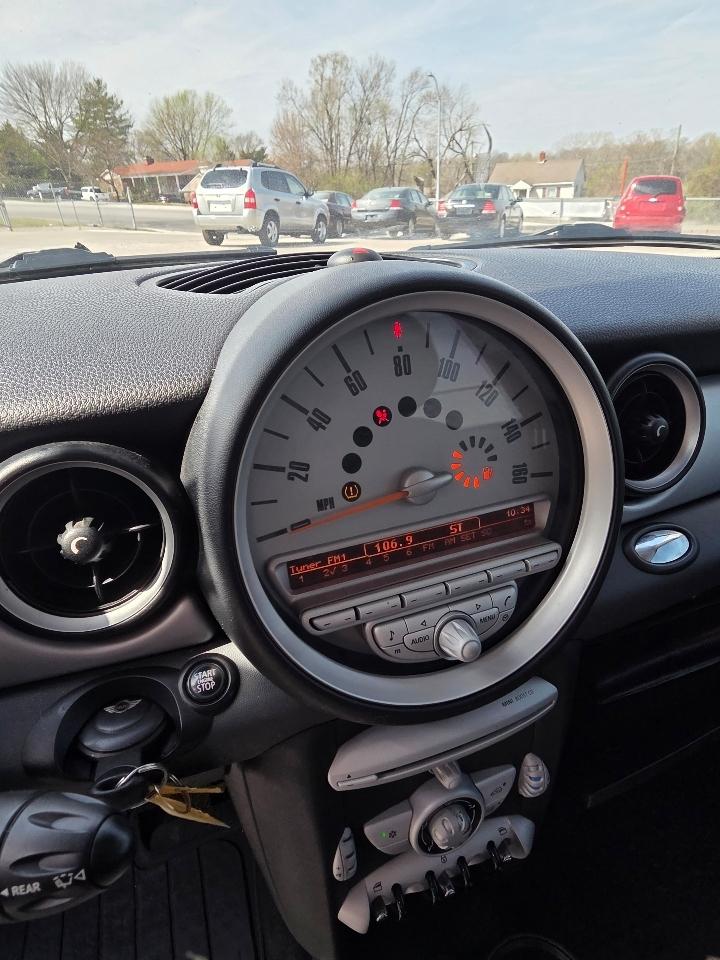 MINI Cooper  2010