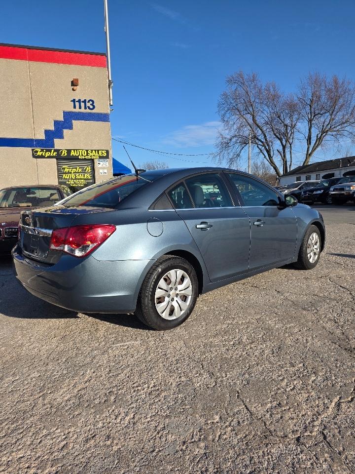 Chevrolet Cruze  2012